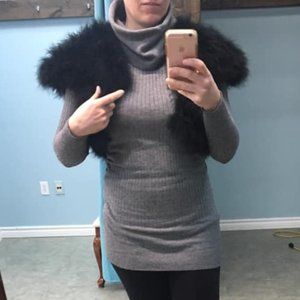 Black fluffy feather vest